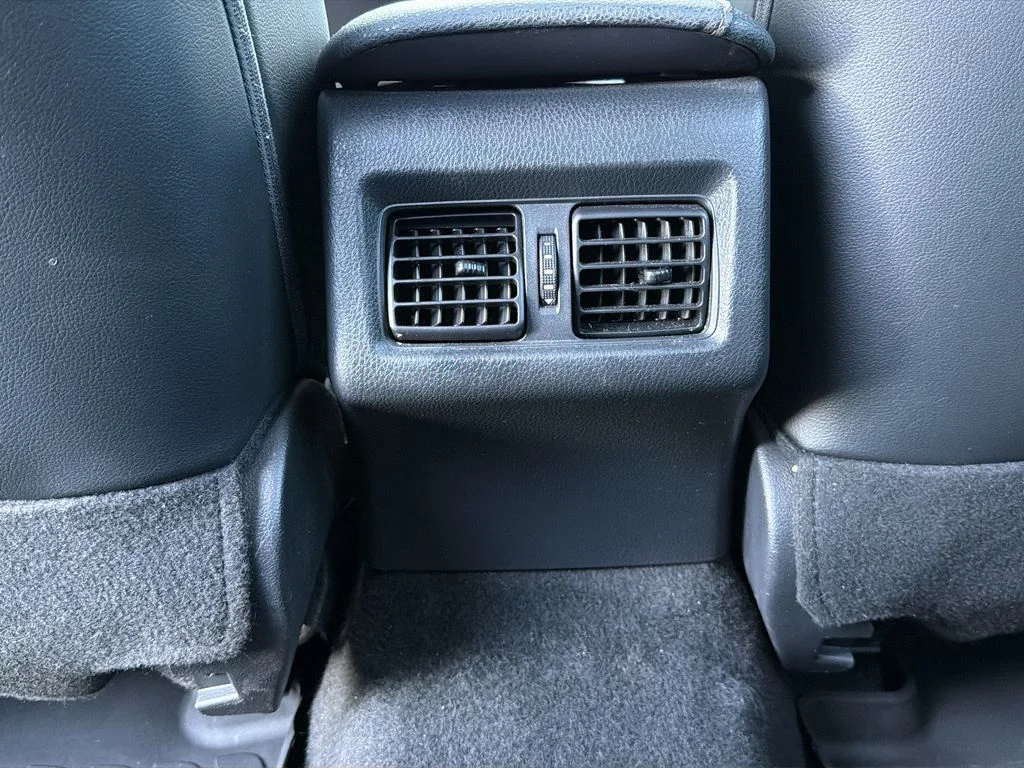 Used 2020 Beige Toyota XLE image 32