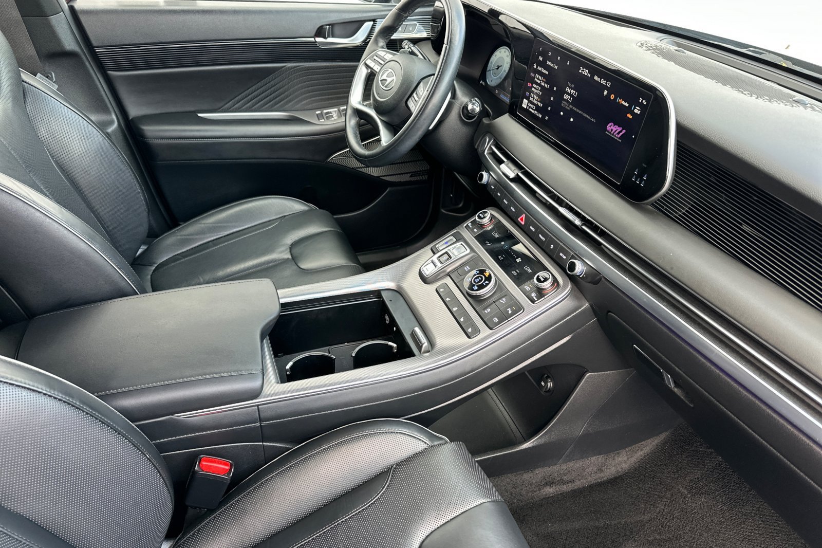 Used 2024 Red Hyundai Calligraphy image 18