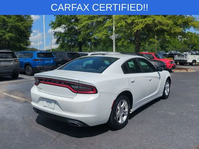 Used 2019 White Dodge SXT image 5