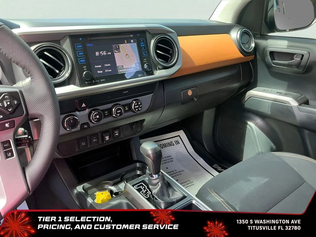 Used 2019  Toyota SR5 image 31