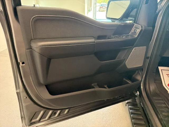 New 2026 Carbonized Gray Metallic Ford Lariat® image 31