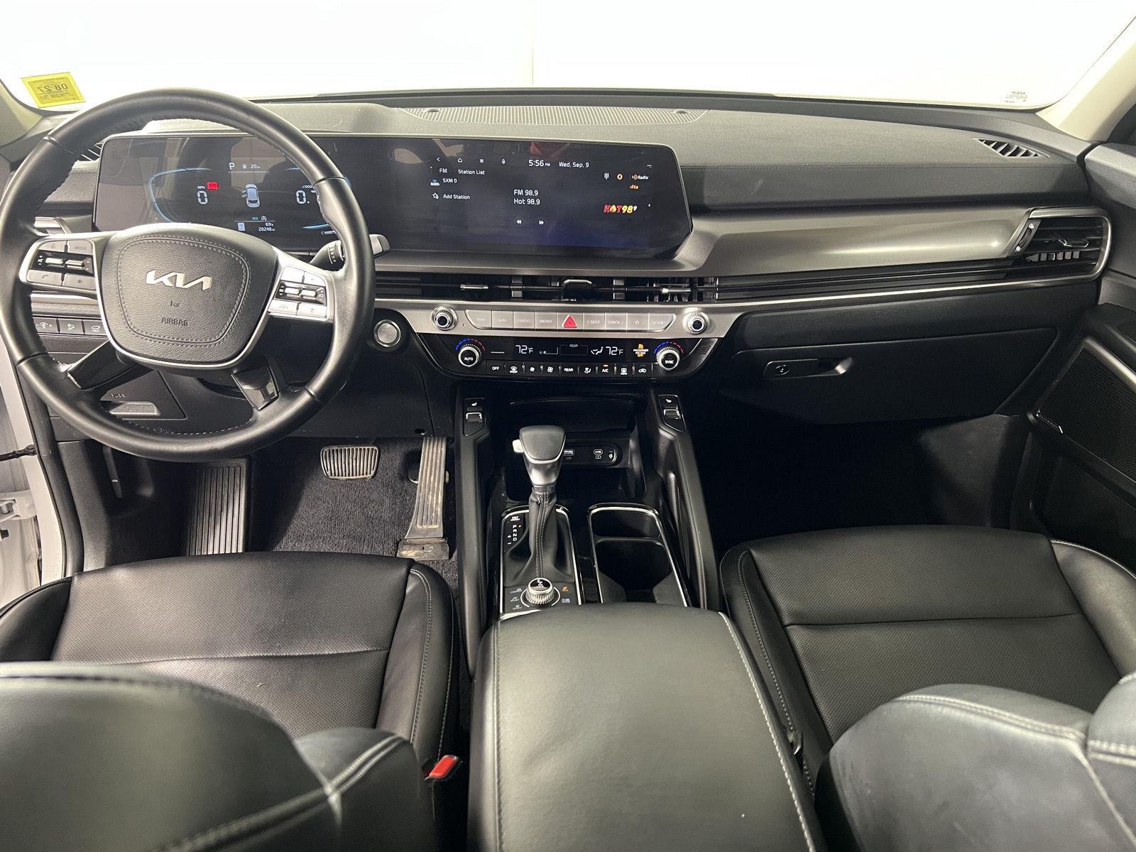 Used 2025 Glacial White Pearl Kia S image 16