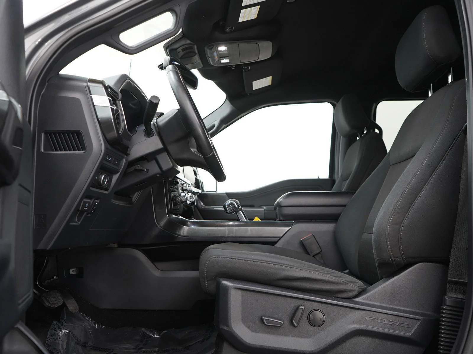 Used 2022 Gray Metallic Ford XLT image 23