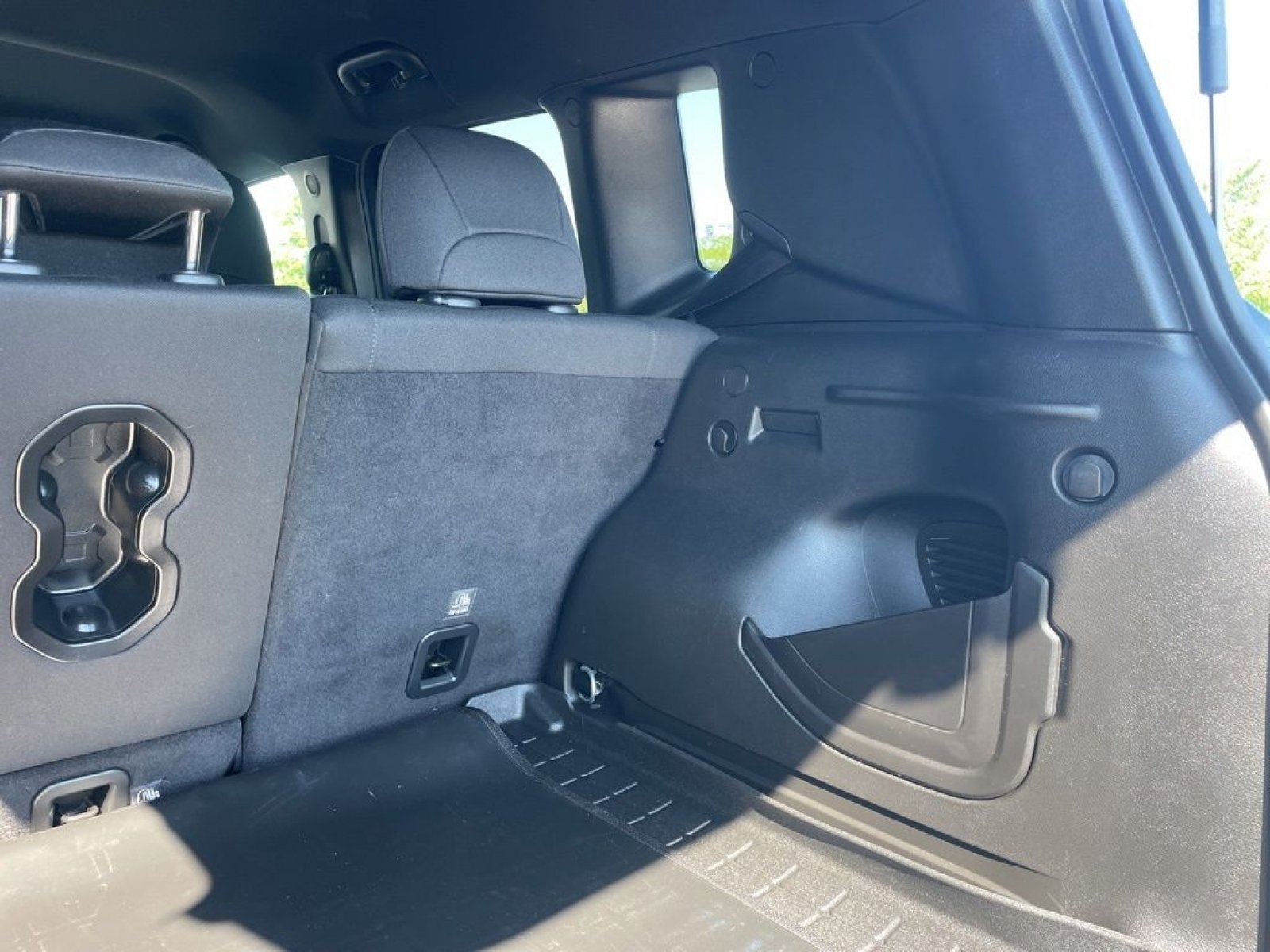 2022 Jeep Renegade Altitude - Photo 25