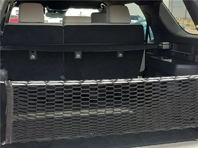 Used 2025 Ice Cap Toyota SR5 4x2 image 8