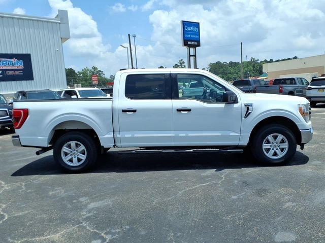 Used 2022  Ford XL image 4