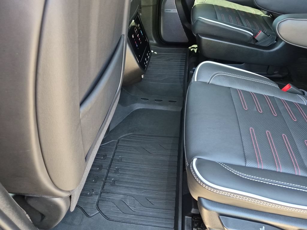 Used 2026 Titanium Rush Metallic GMC AT4 Ultimate image 38