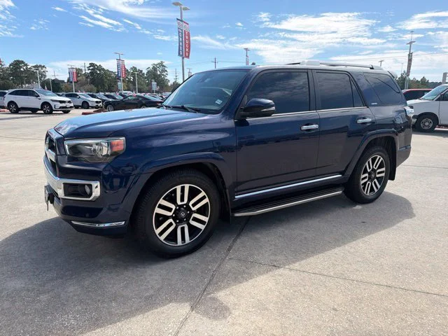 Used 2020 Nautical Blue Metallic Toyota Limited image 1