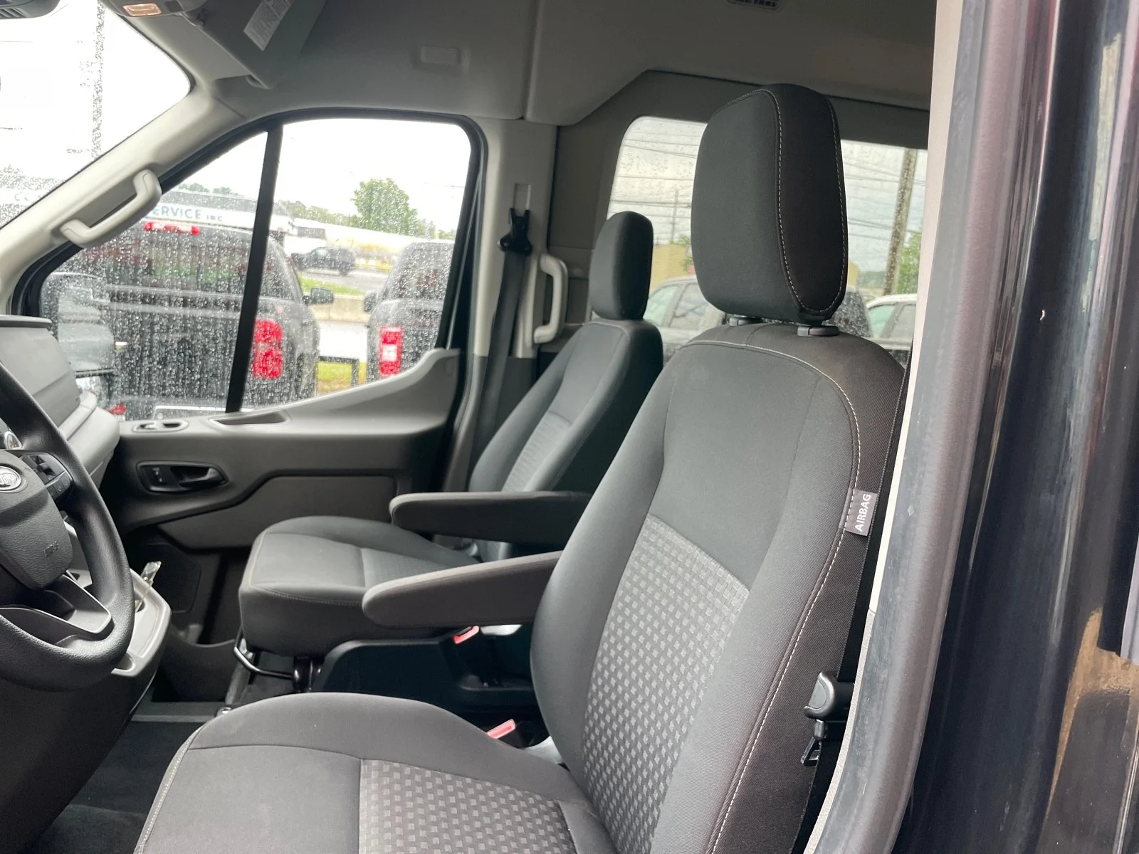 Used 2021 WHITE Ford XLT image 9