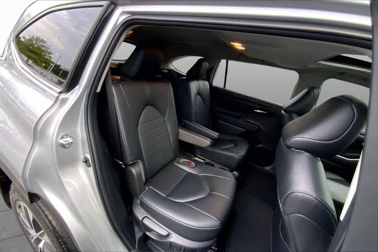 Used 2023 Celestial Silver Metallic Toyota Hybrid XLE image 17