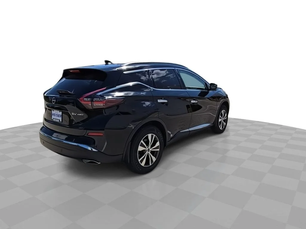 Used 2024  Nissan SV image 8