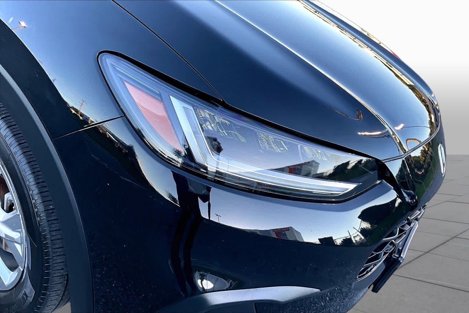 Used 2023 Crystal Black Pearl Honda LX image 27