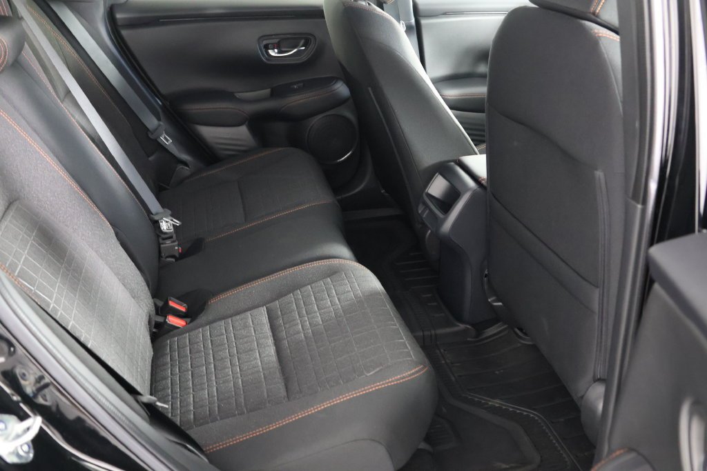 Used 2026 Platinum White Pearl Honda Sport image 22
