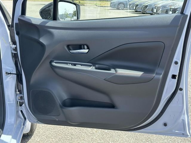 2025 Nissan Versa Sedan SR - Photo 8