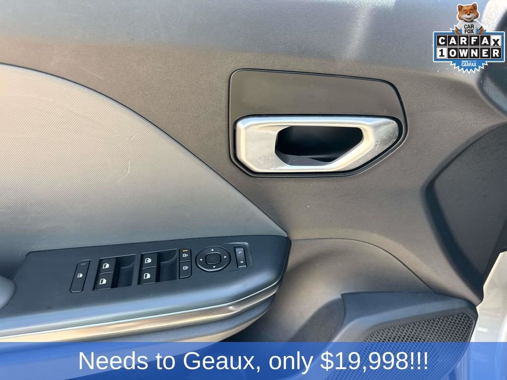 Used 2025 Gray Kia LXS image 36