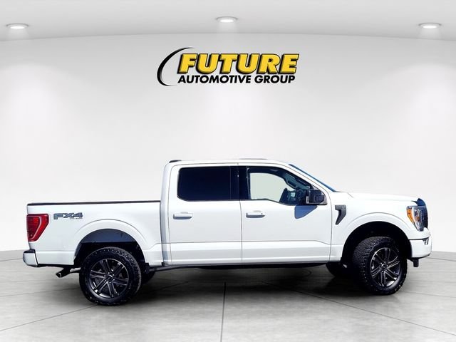 Used 2022  Ford XLT image 3