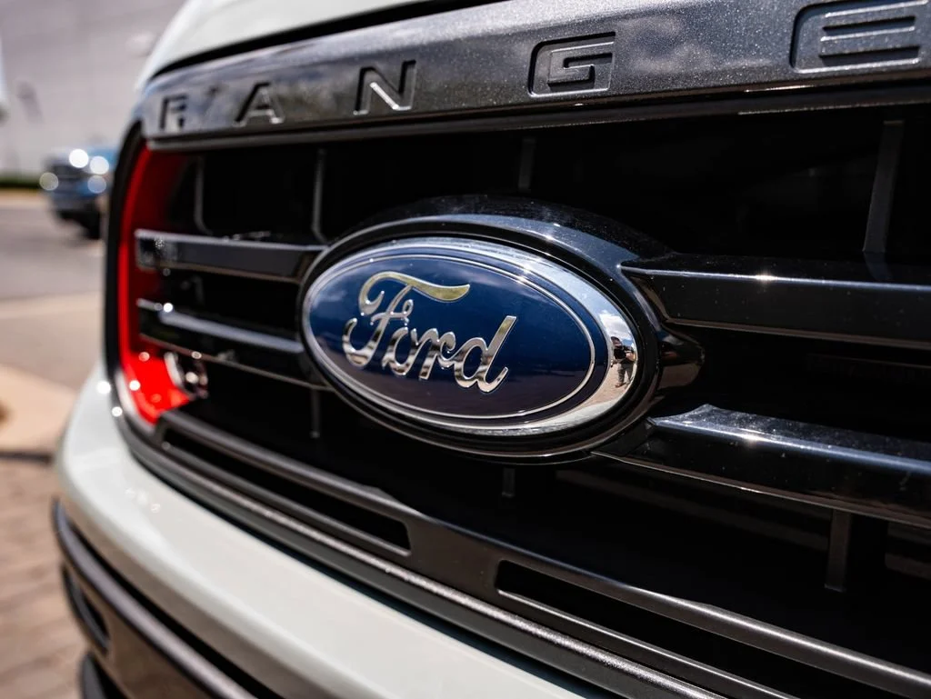 Used 2021 Cactus Gray Ford Tremor image 3