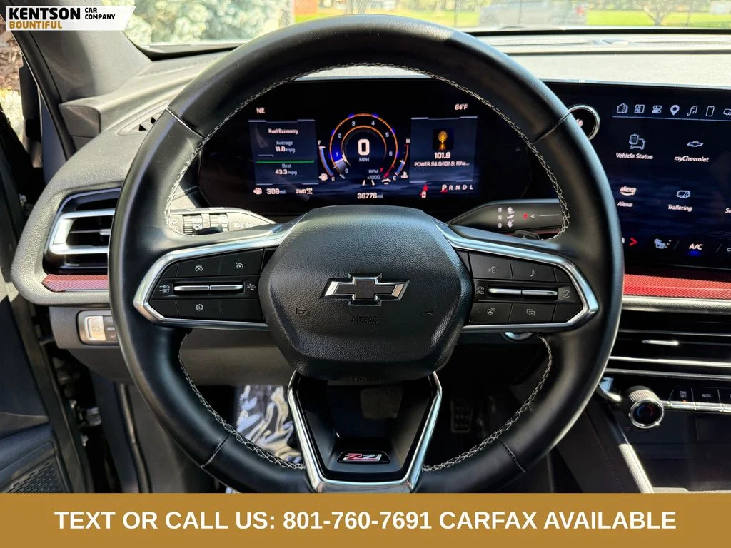 Used 2025 Gray Chevrolet Z71 image 15