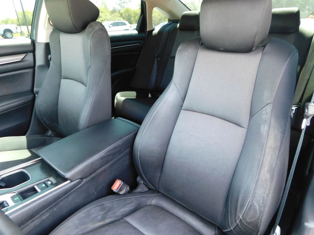 Used 2020 Black Honda LX image 14