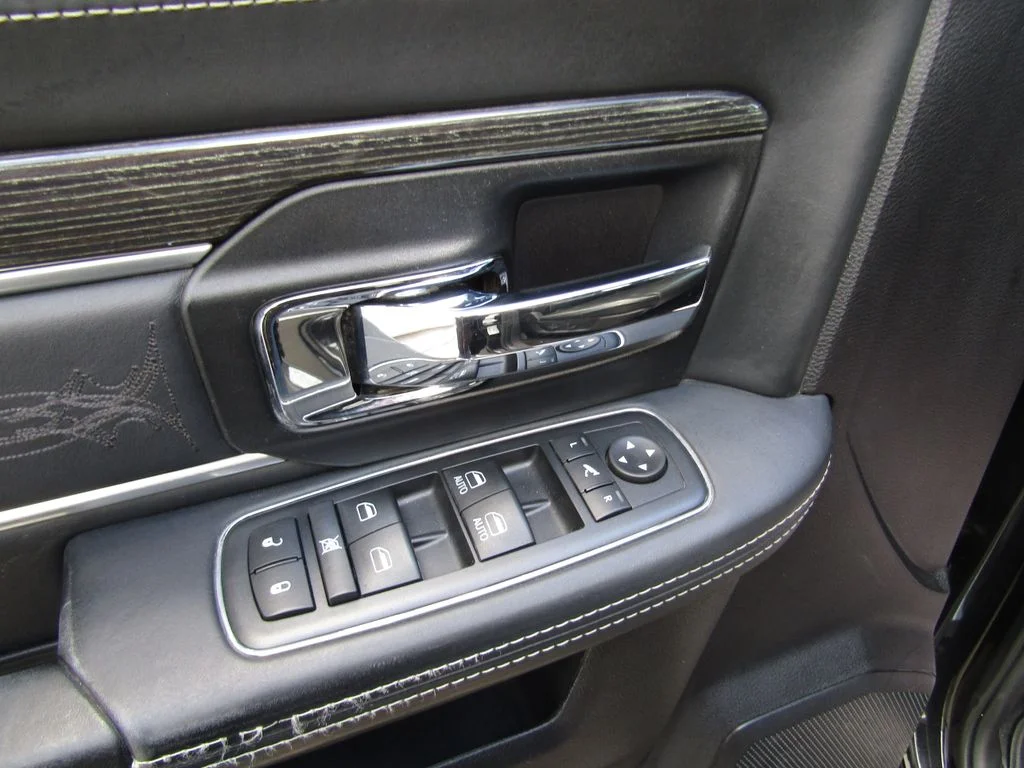 Used 2017 Black Ram Laramie Longhorn image 25