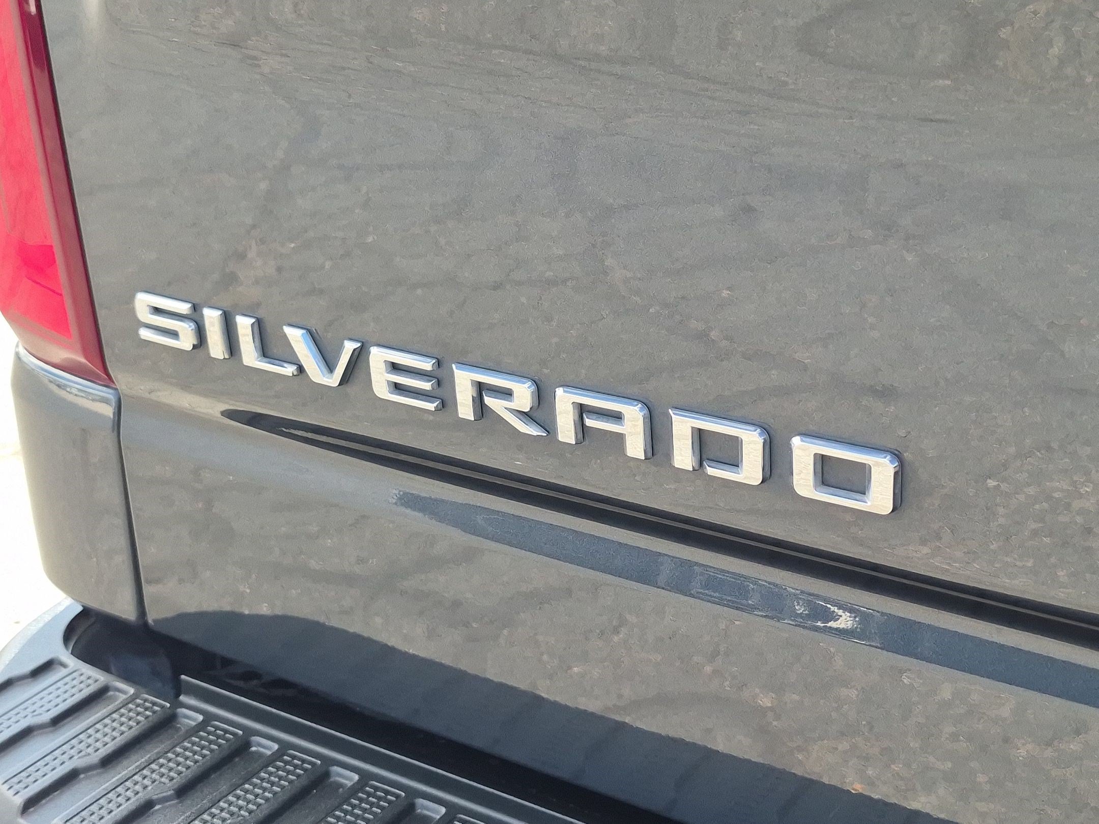 Used 2021 SHADOW GRAY METALLIC Chevrolet LTZ image 13