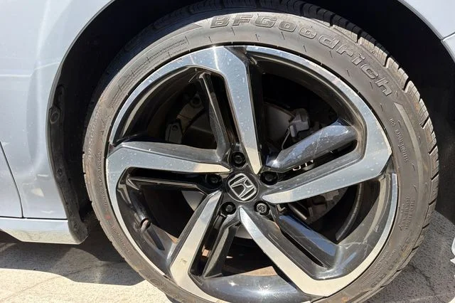 Used 2022 Urban Gray Honda Sport 2.0T image 5