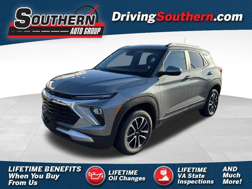 Used 2025 Gray Chevrolet LT image 1