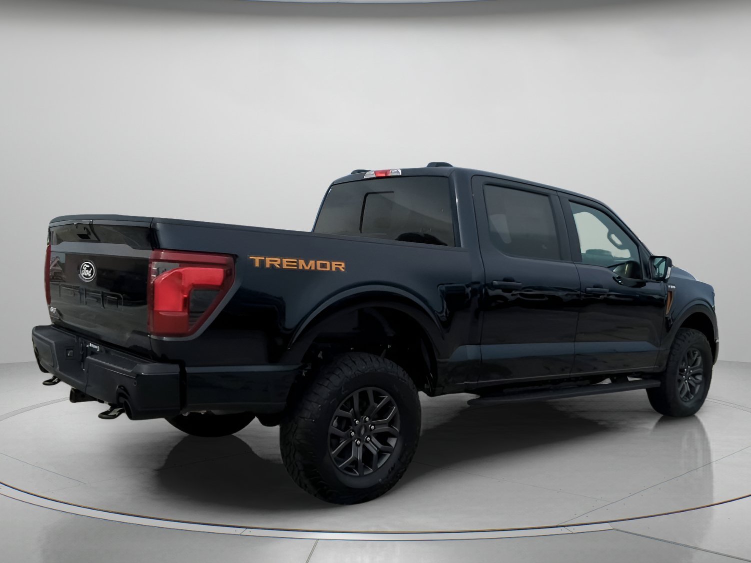 New 2026 Agate Black Metallic Ford Tremor® image 25