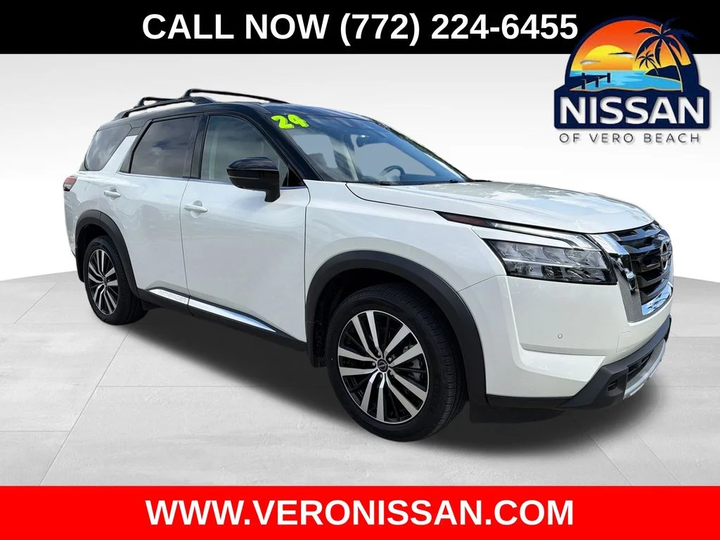 2024 Nissan Pathfinder Platinum 4WD's photo