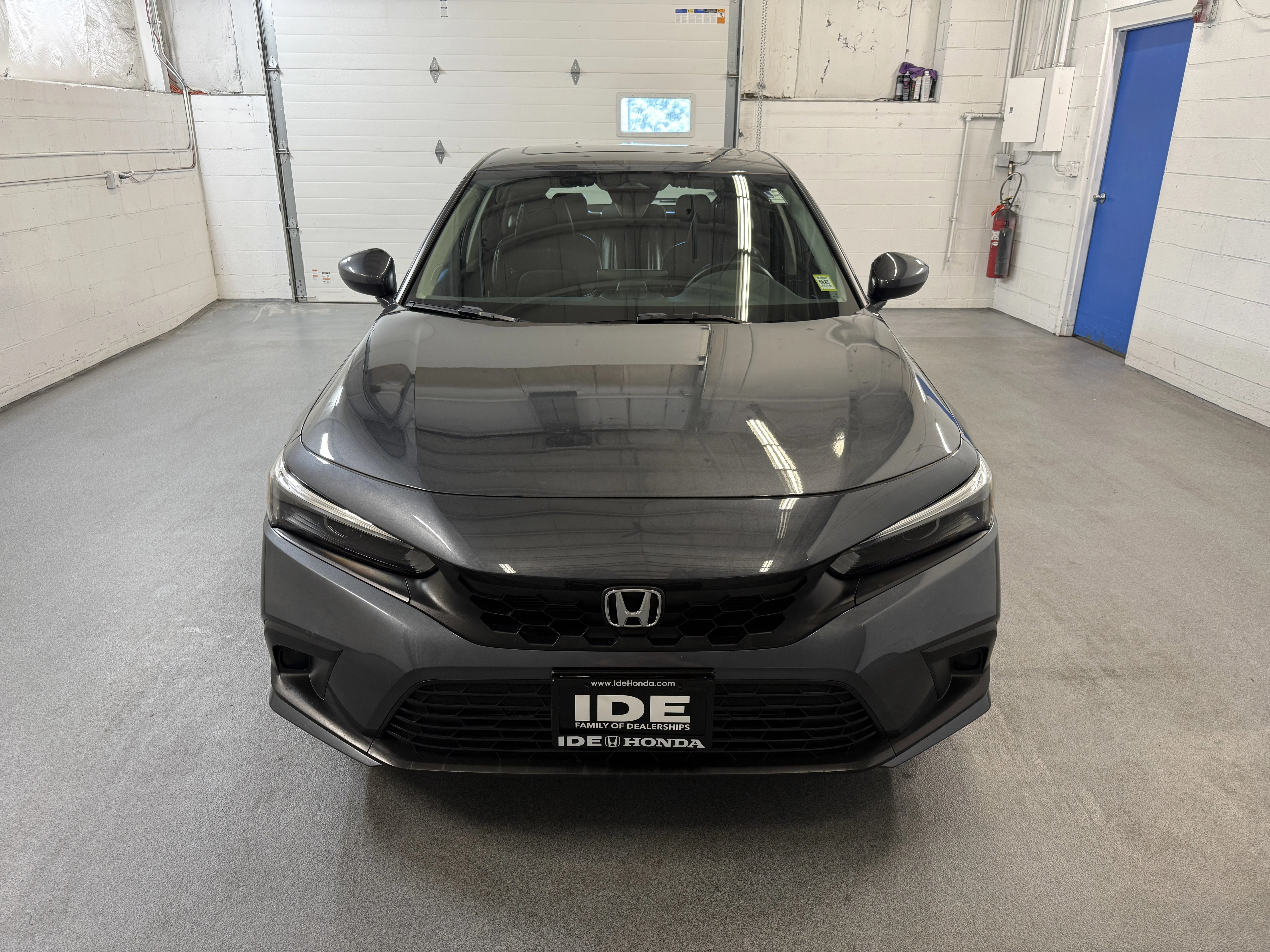 Certified Used 2023 Meteorite Gray Metallic Honda EX-L image 3