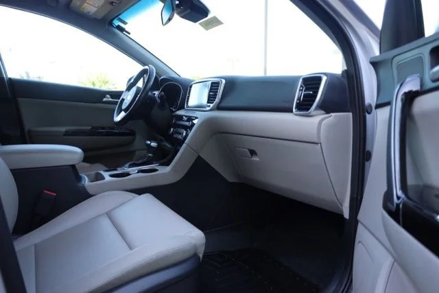 Used 2020 Silver Kia EX image 38