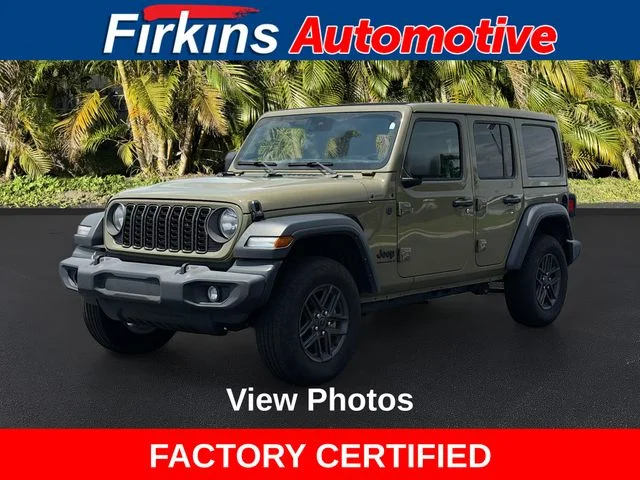 Used 2025 Green Jeep Sport S image 1