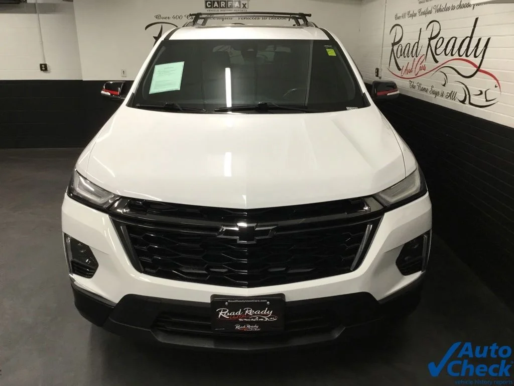Used 2022 White Chevrolet Premier image 4