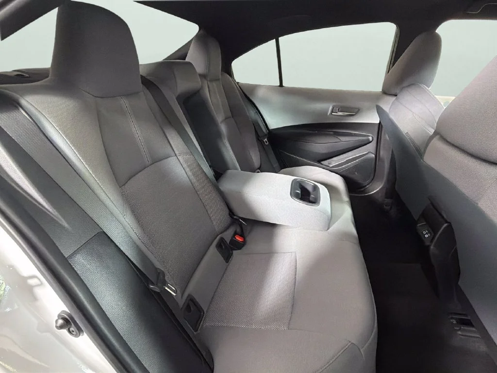2023 Toyota Corolla SE - Photo 31