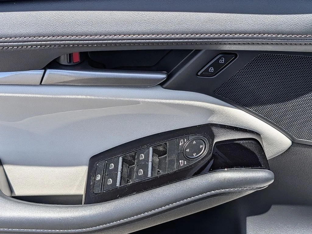 New 2026 Silver Mazda 2.5 S Preferred image 28
