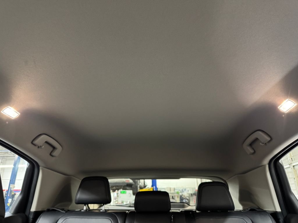 Used 2023 Black Diamond Pearl Nissan ENGAGE image 23