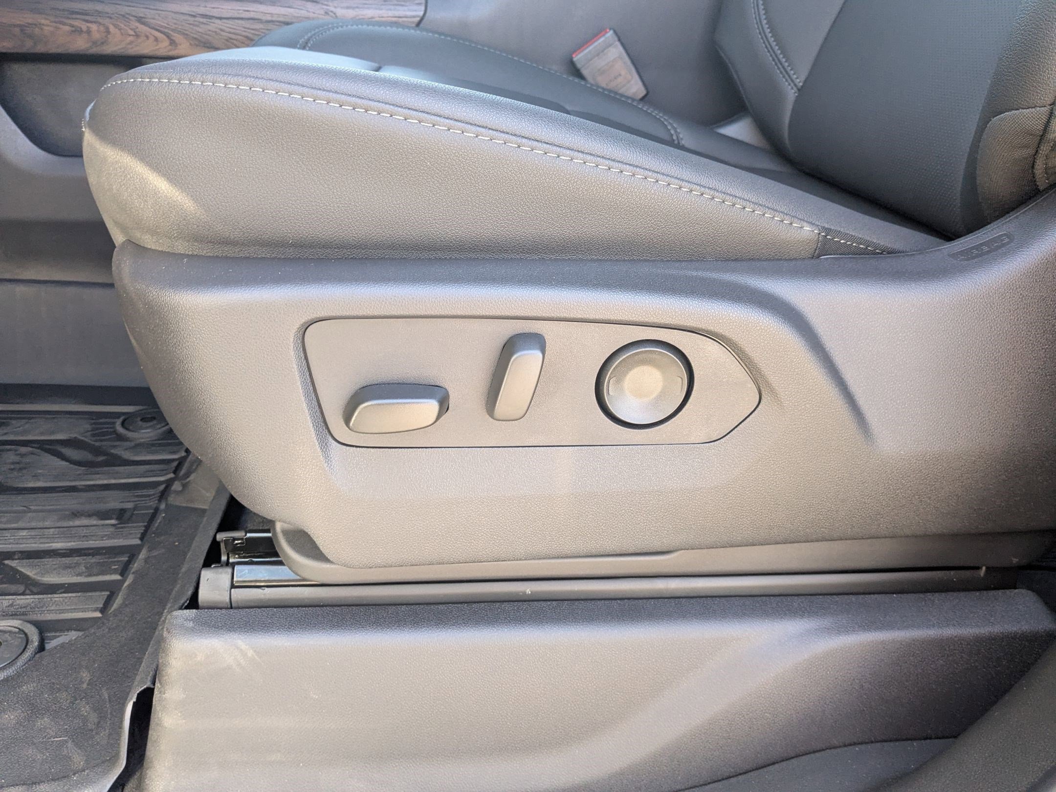 2026 GMC Sierra 2500HD SLT - Photo 23