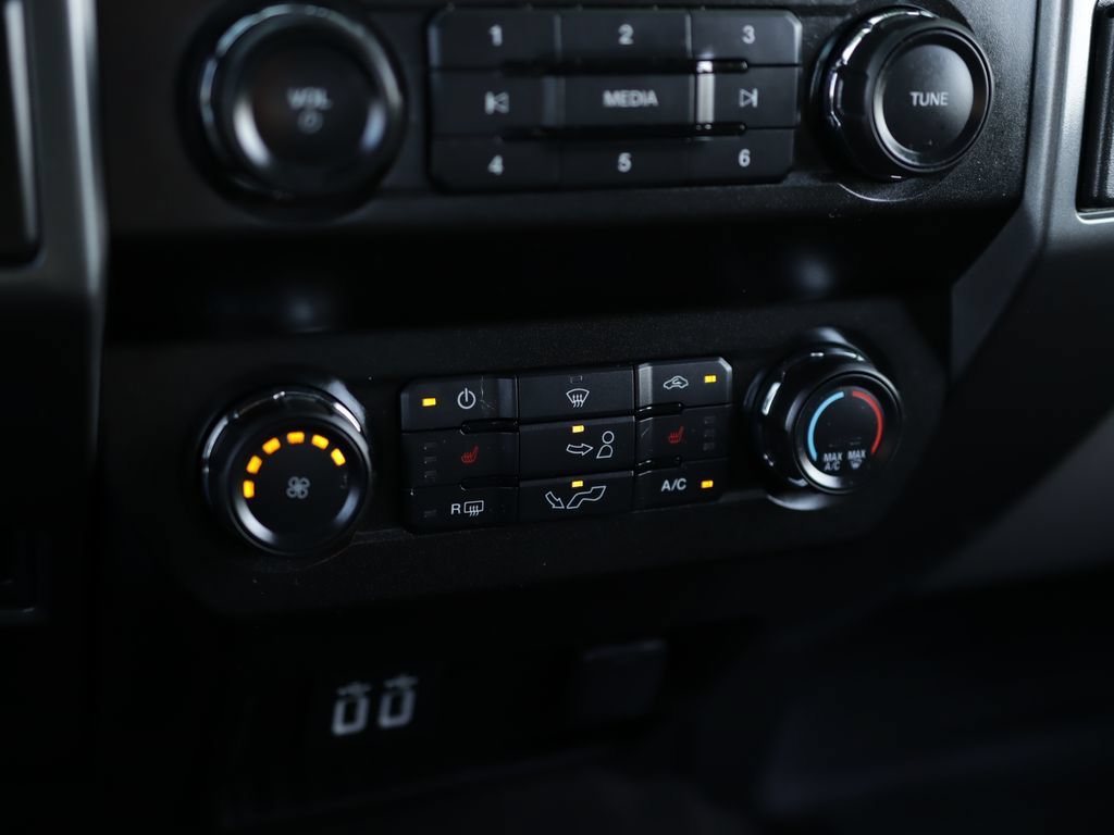 Used 2019 Gray Ford XL image 17