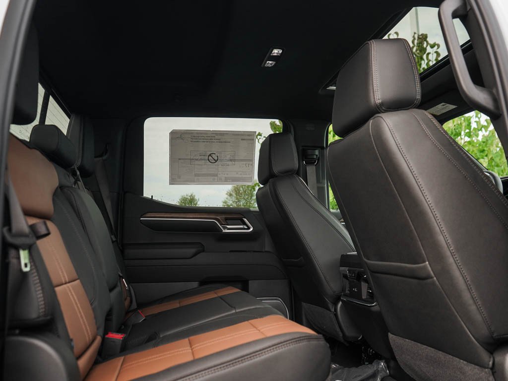 2026 Chevrolet Silverado 1500 High Country - Photo 9