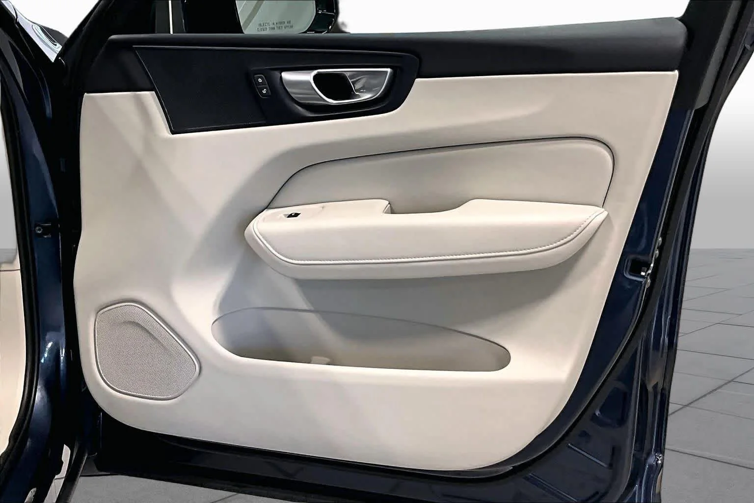 Certified Used 2024 Denim Blue Volvo Plus image 22