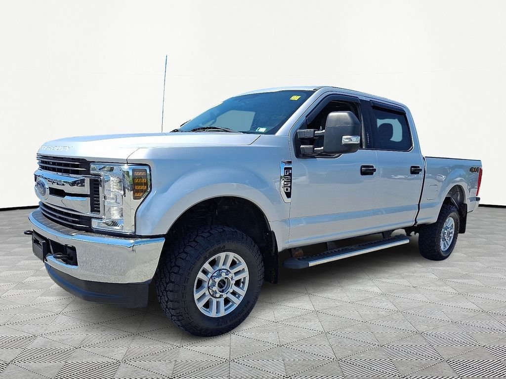 Used 2018 Silver Ford XLT image 3