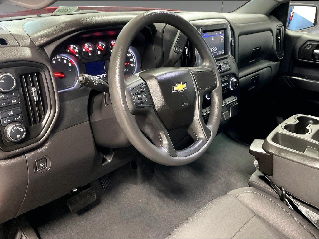 Used 2023 Red Chevrolet Custom image 8