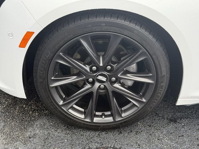 Used 2025 White Cadillac Sport image 20