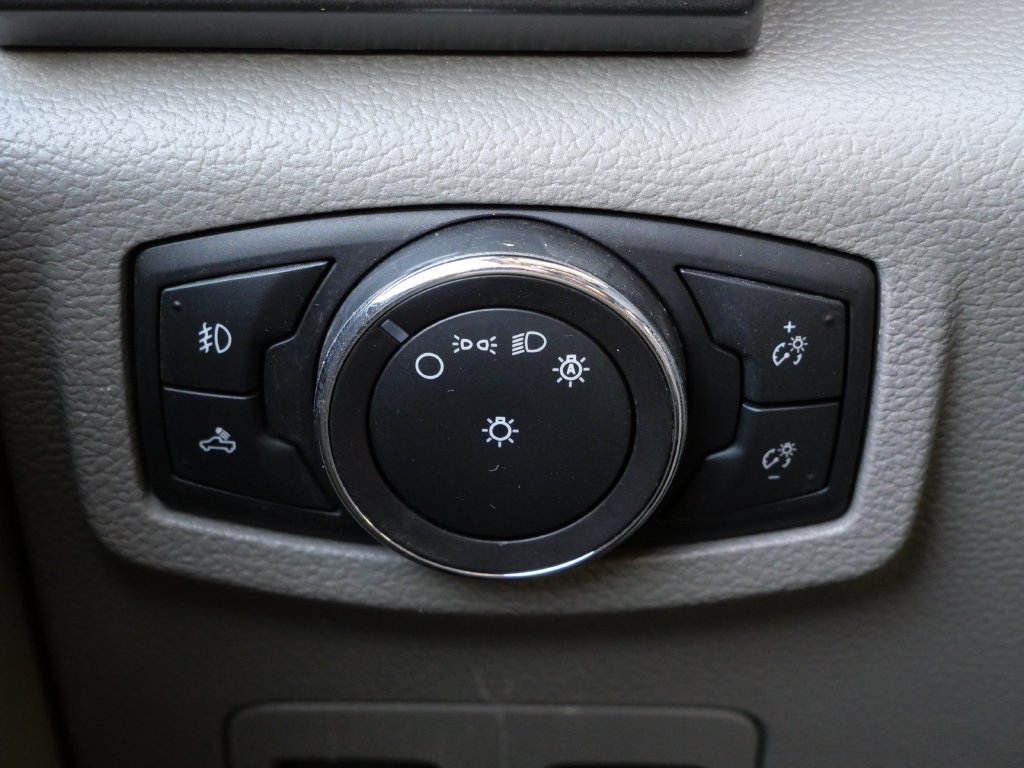 Certified Used 2018 White Ford XLT image 23