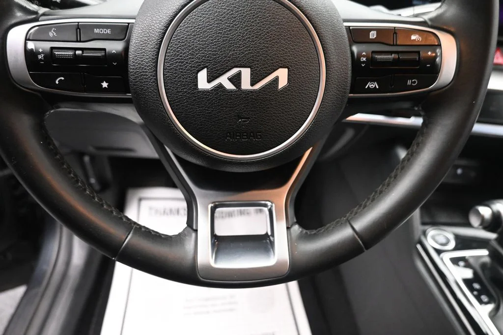 Used 2024 Gray Kia EX image 19