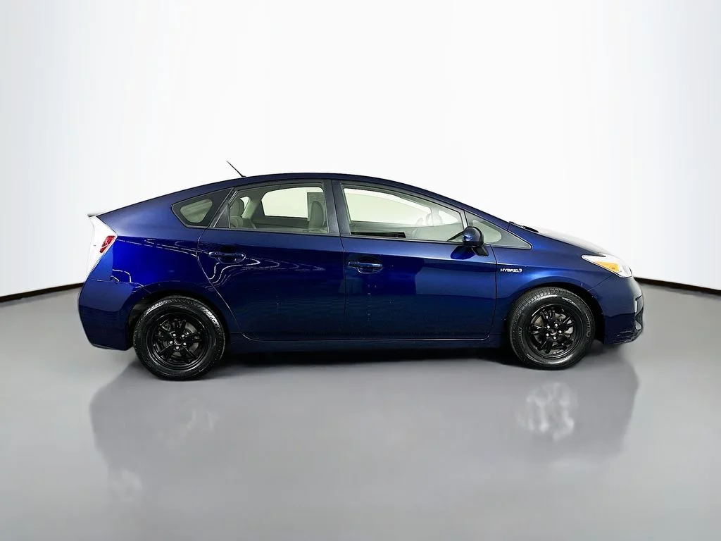 Used 2013 Nautical Blue Metallic Toyota Two image 9