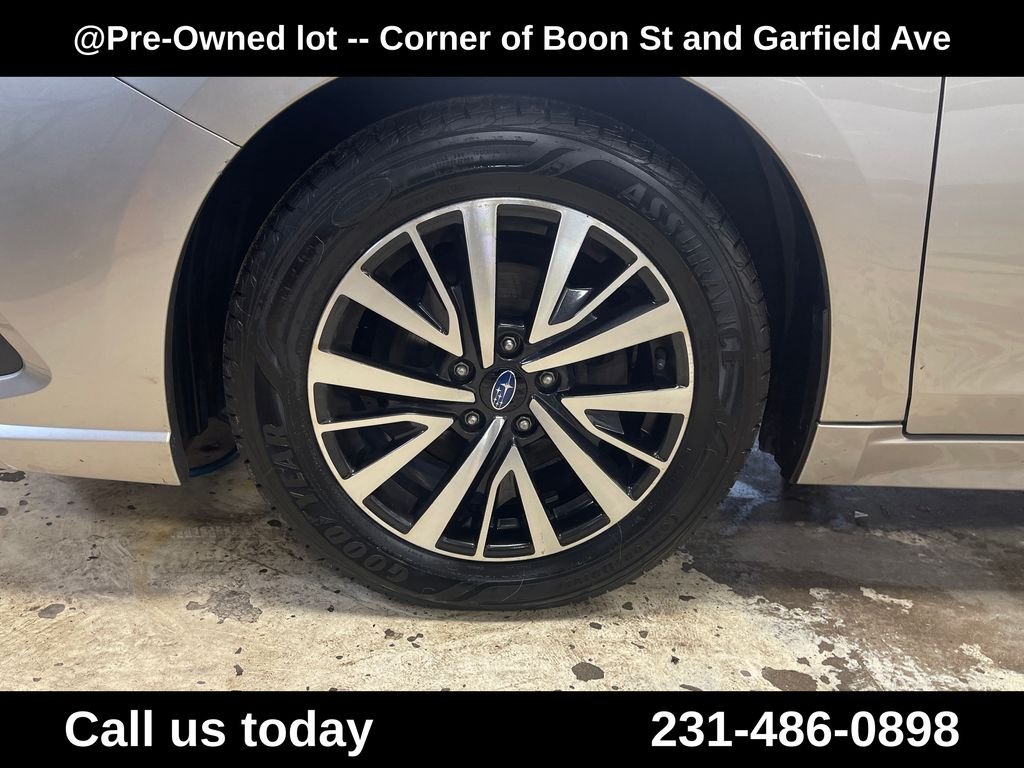 Used 2018 Gray Subaru 2.5i image 11