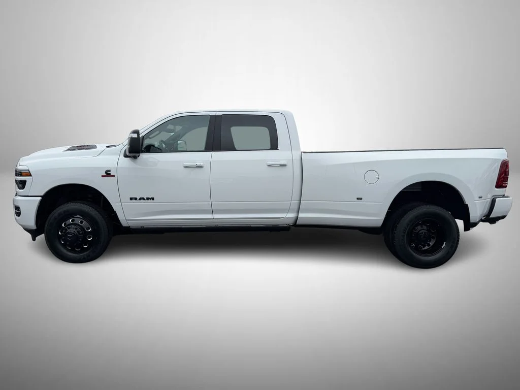 New 2026 Bright White Clear-Coat Exterior Paint RAM Laramie image 6