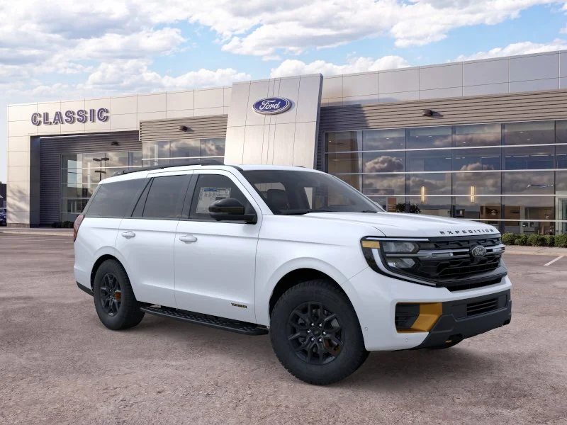 New 2026 Star White Metallic Tri-Coat Ford Tremor® image 25