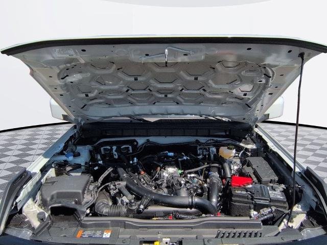 New 2026 Avalanche Gray Ford Outer Banks® image 31